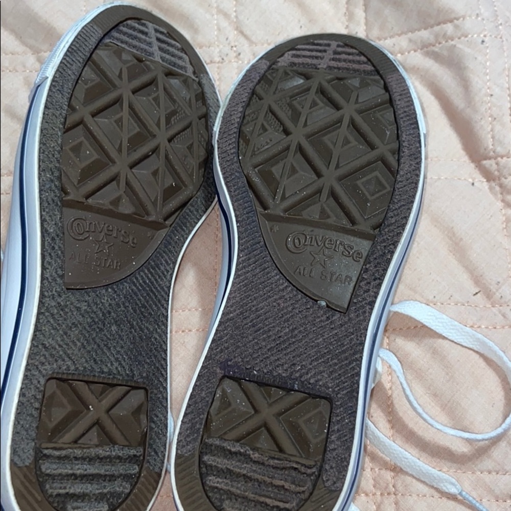 White Converse - Picture 3 of 5